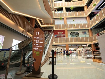 大型商場標(biāo)識設(shè)計注意事項(xiàng)